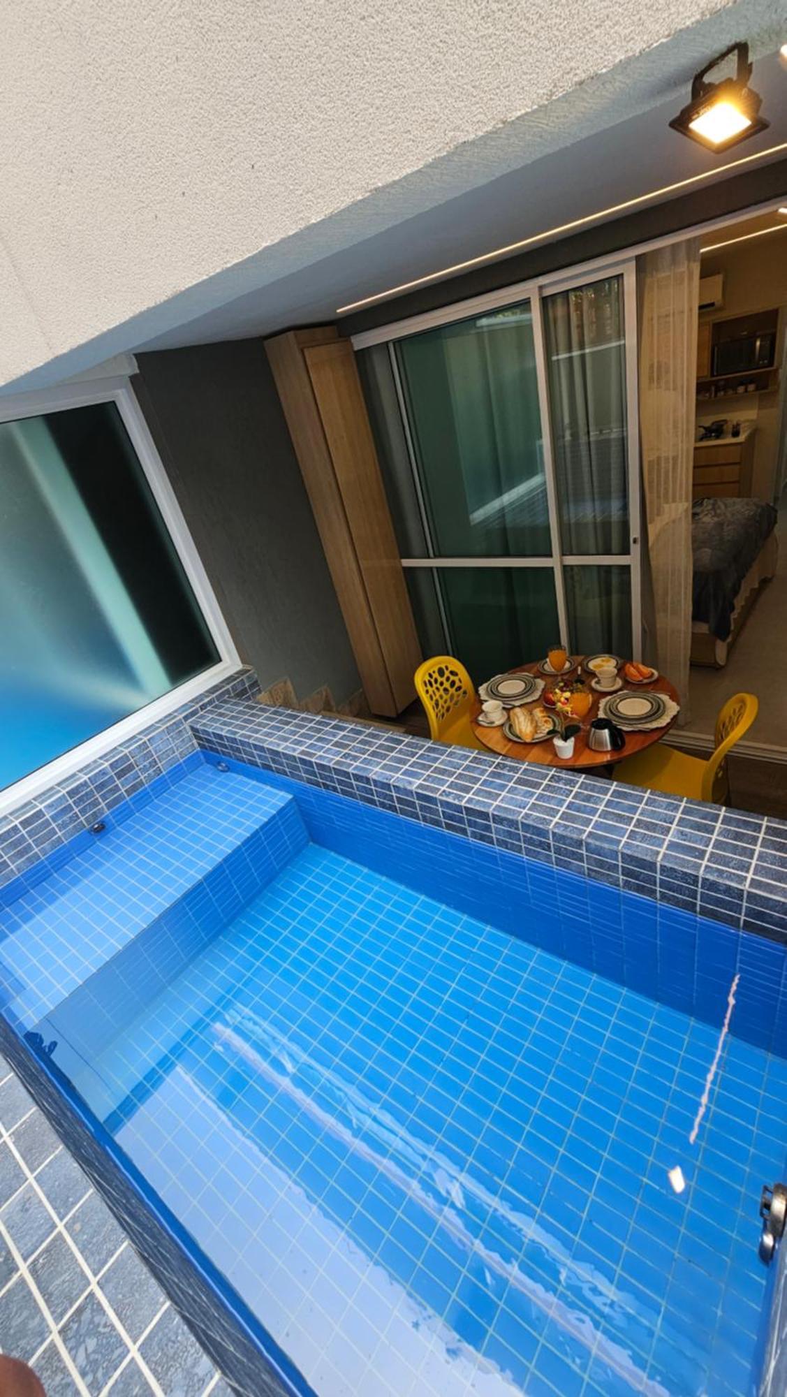 Apartamento Nixxus - Exclusivo Com Piscina Privativa A 3 Minutos Da E 5 Minutos Do Centrinho De *